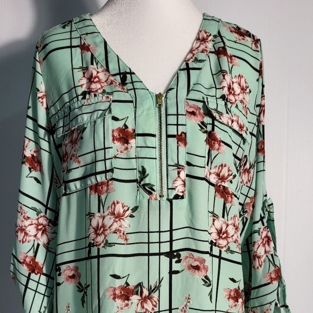 WishFull Park‎ Women's Floral Cool Green Plaid Blouse Size L - Picture 4 of 9